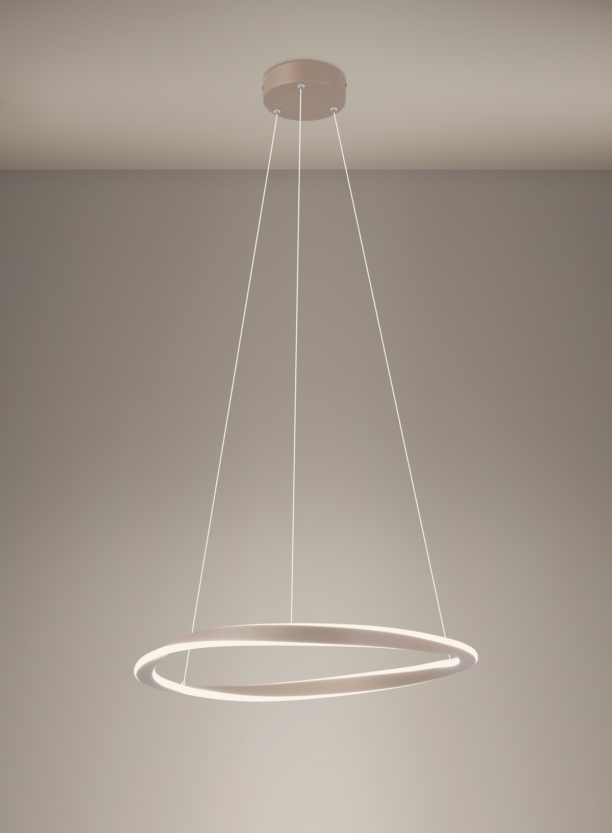 Lustra EGLO CAMEROTA 902557